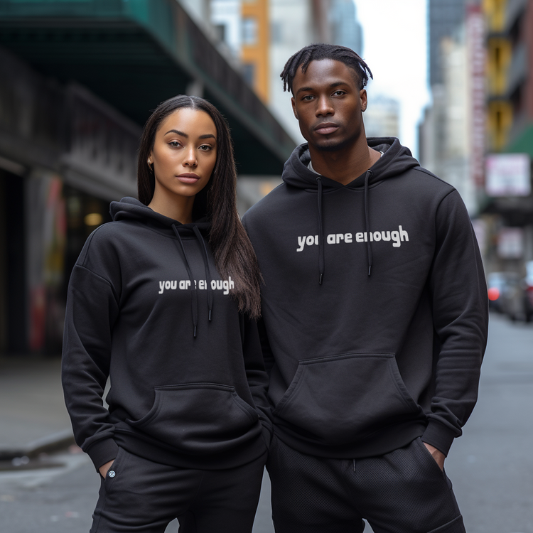 YAE | Sweat à capuche unisexe avec citations