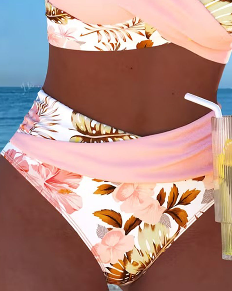 Bikini avec motif floral contrasté et fente