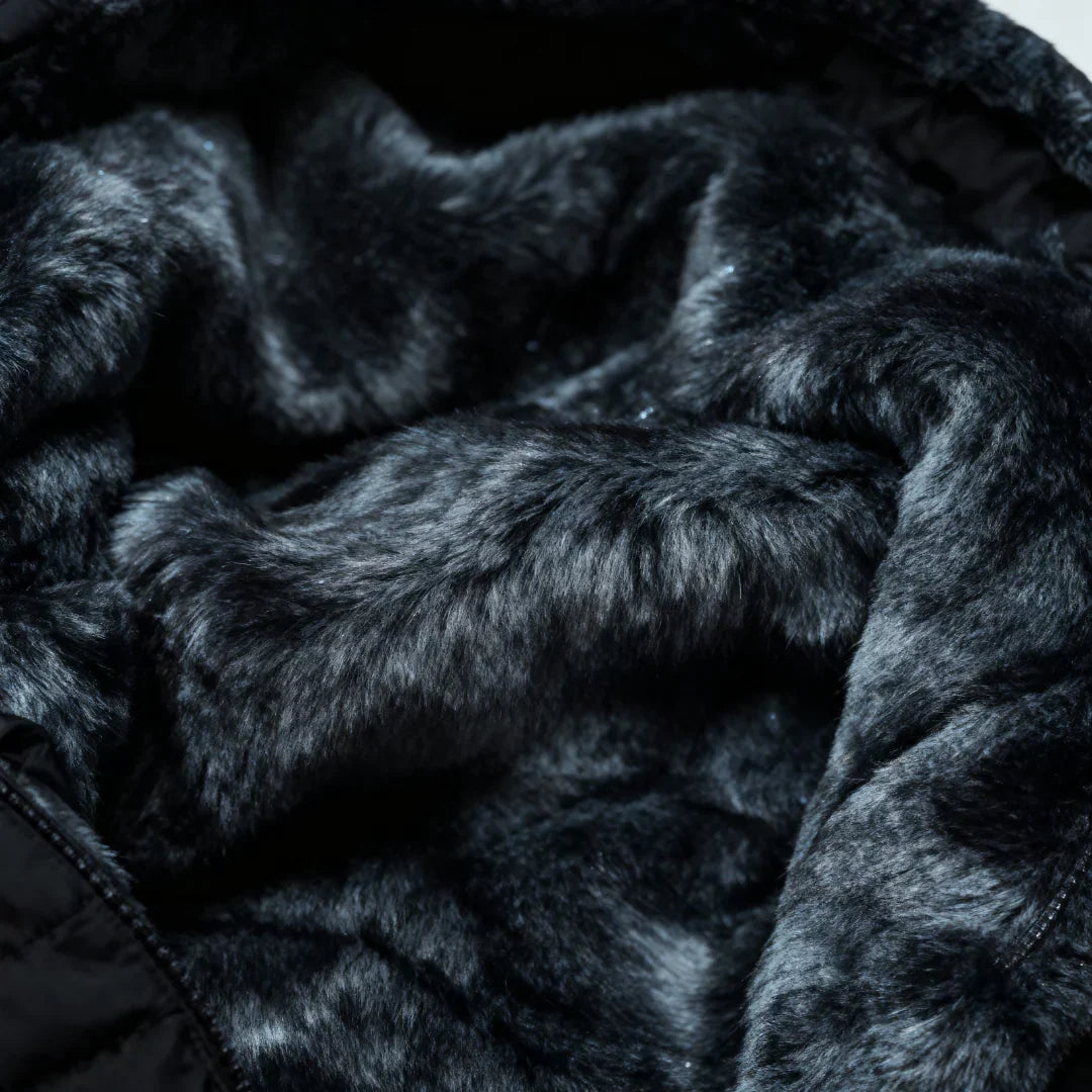 Marian | Manteau d'hiver ajusté avec capuche en fourrure