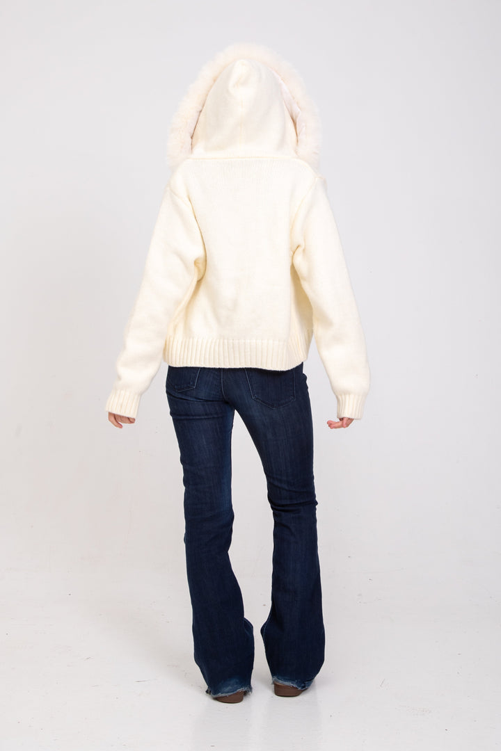 Alicia | Veste avec capuche en fausse fourrure