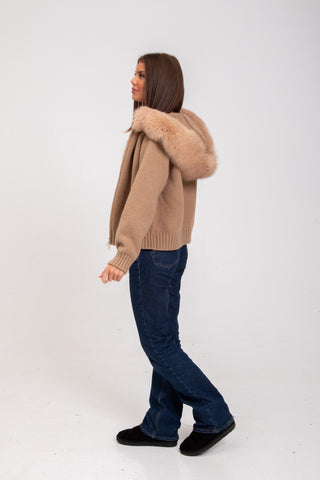 Alicia | Veste avec capuche en fausse fourrure