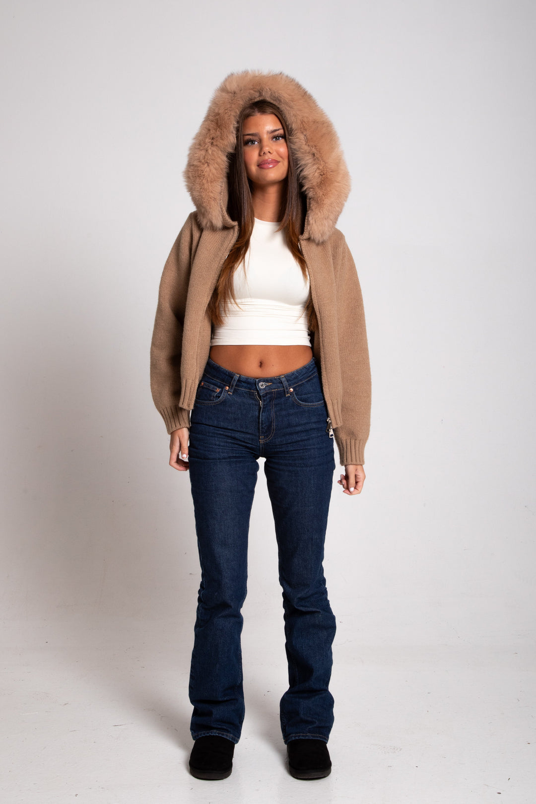 Alicia | Veste avec capuche en fausse fourrure