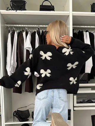 Annabel | Pull élégant avec fermeture en dentelle