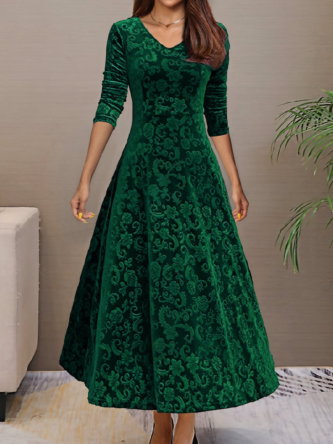 Calla | Robe midi cintrée et évasée